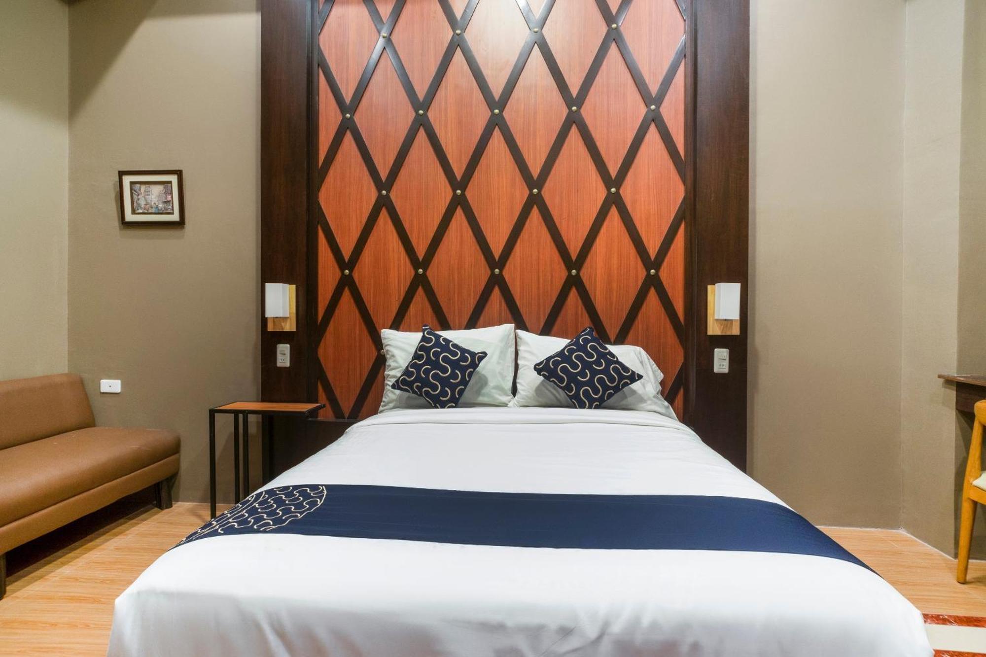 Capital O 460 World Palace Hotel Davao Zewnętrze zdjęcie