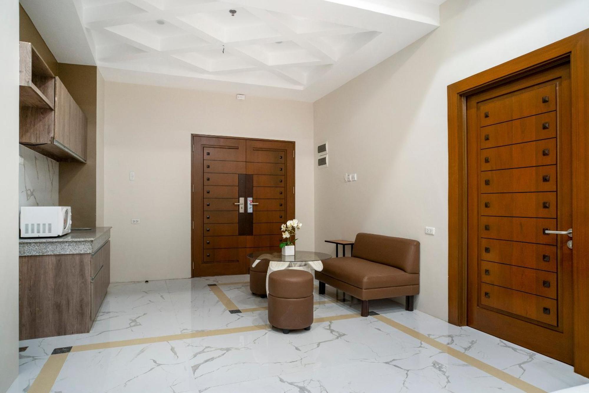 Capital O 460 World Palace Hotel Davao Zewnętrze zdjęcie
