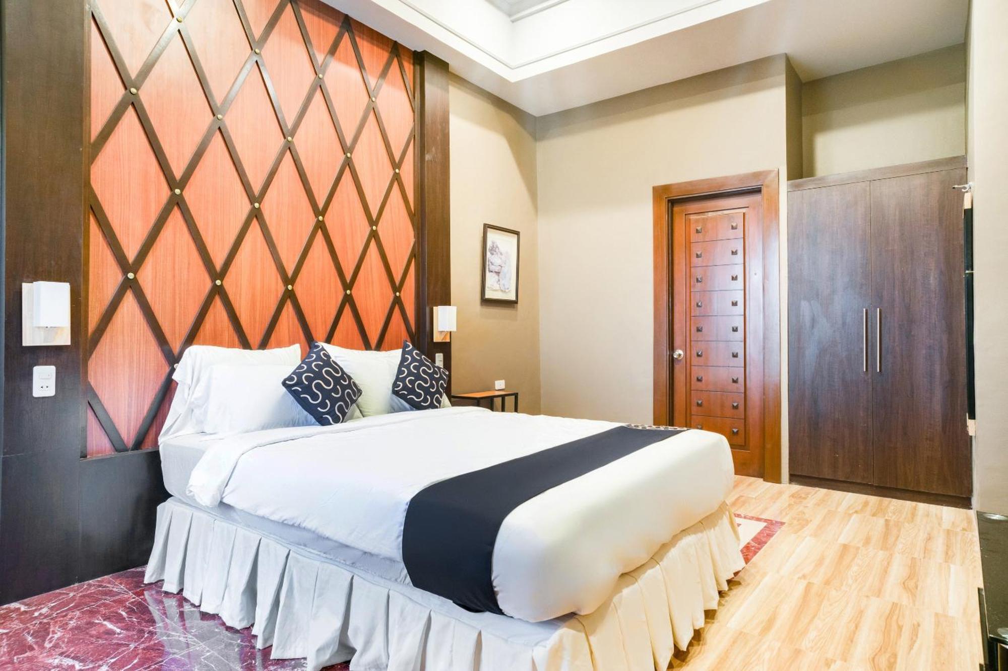 Capital O 460 World Palace Hotel Davao Zewnętrze zdjęcie